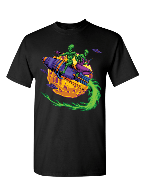 Fighting Alien Couple T-Shirt