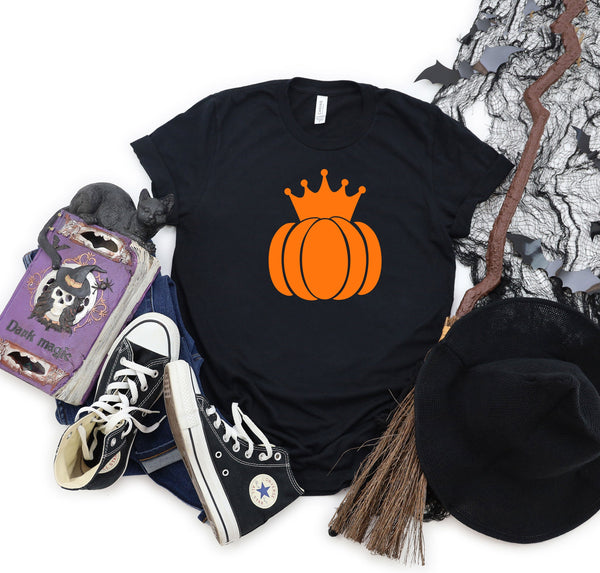 Pumpkin with crown black t-shirt
