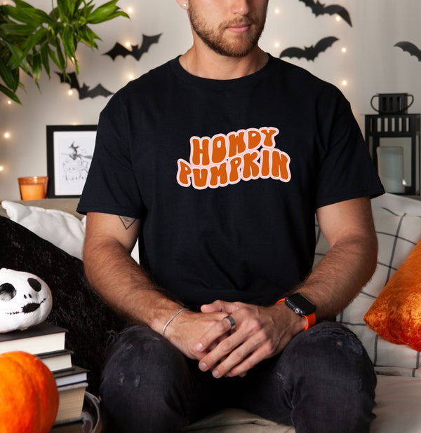 Howdy Pumpkin Wavy on Gildan men t-shirt